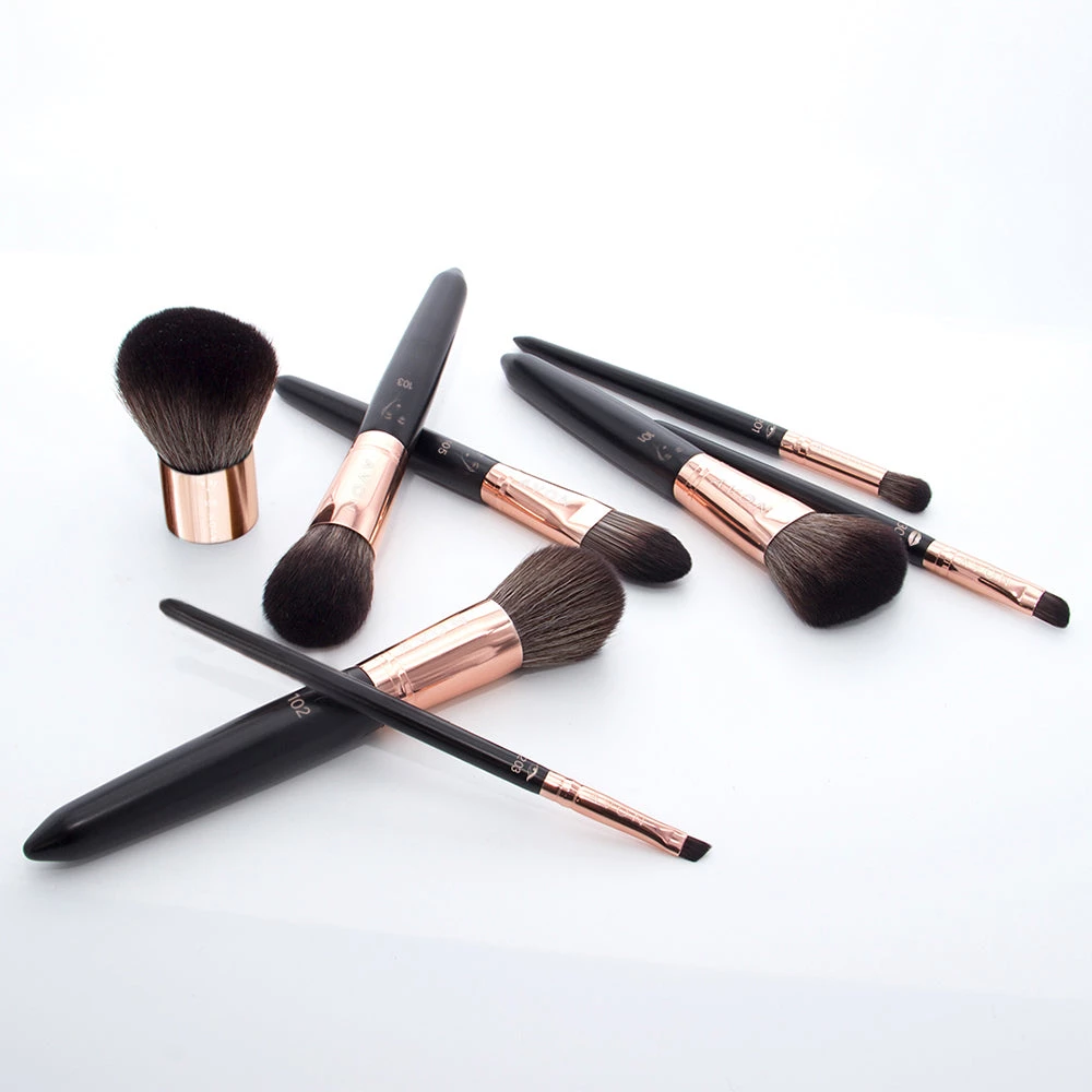 Avon Cosmetics Flat Foundation Brush Make-up 2 Avon Cosmetics Flat Foundation Brush Make-up