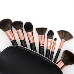 Avon Cosmetics Make-up Buffing Foundation Brush