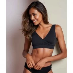 Avon Cosmetics Black Non-Wired Plunge One Bra Fashion