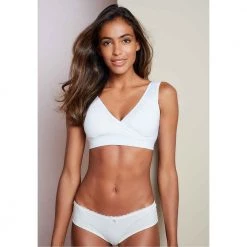 Avon Cosmetics White Non-Wired Plunge One Bra Fashion