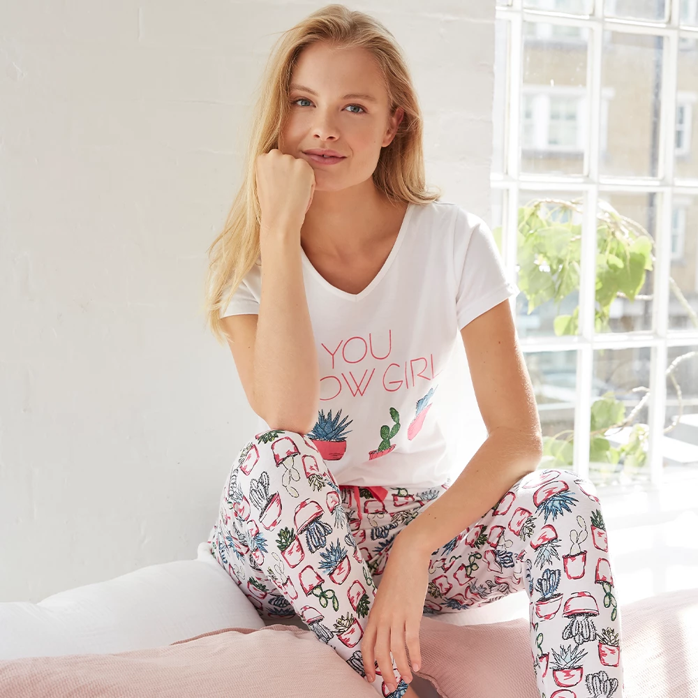 Avon Cosmetics You Grow Girl PJs Fashion 3 Avon Cosmetics You Grow Girl PJs Fashion