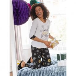 Avon Cosmetics Glitter Snowflake PJs Pyjamas 9 Avon Cosmetics Glitter Snowflake PJs Pyjamas