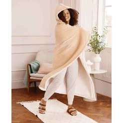 Avon Cosmetics Dreamscentz™ Scented Hooded Throw