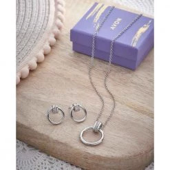 Avon Cosmetics Amara Gift Set Fashion