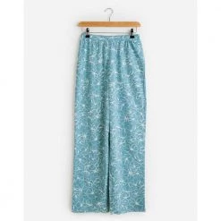 Avon Cosmetics Blue Floral PJs New