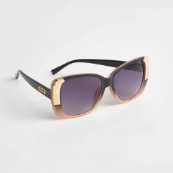 Avon Cosmetics Dune Ladies Sunglasses