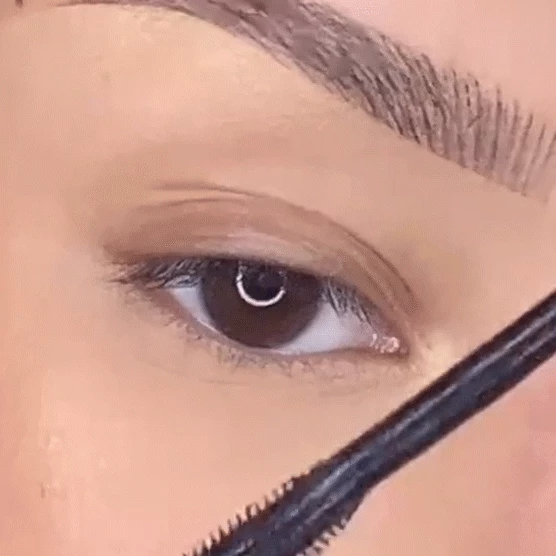 Avon True Make-up Unlimited Instant Lift Mascara 6 Avon True Make-up Unlimited Instant Lift Mascara