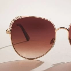 Avon Cosmetics Diamanté Sunglasses Fashion
