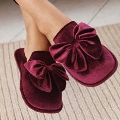 Avon Cosmetics Fashion Bow Slipper Mules